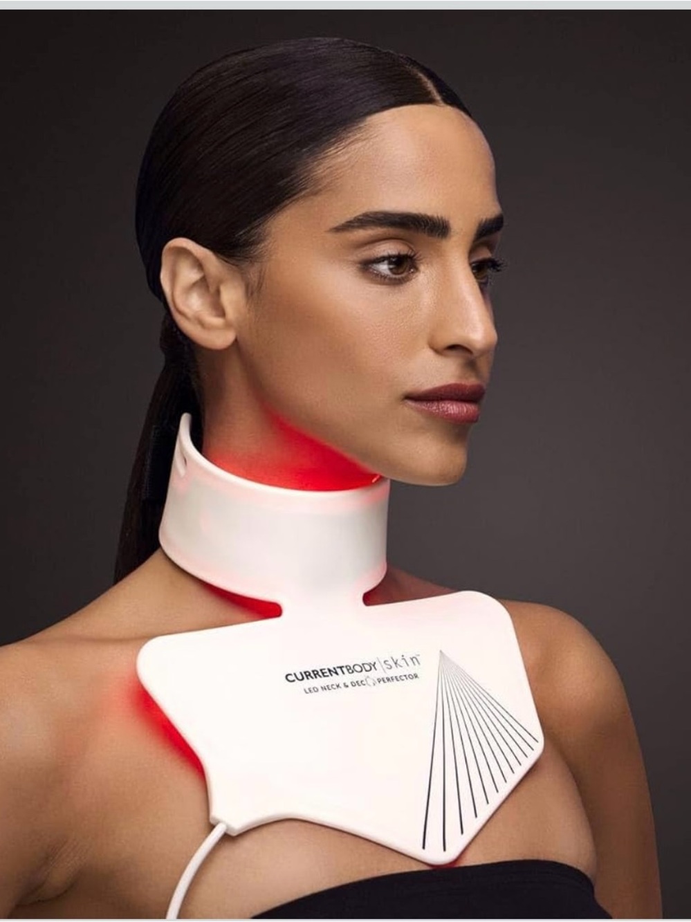 CurrentBody LED Neck & Décolletage Mask – White Series 1